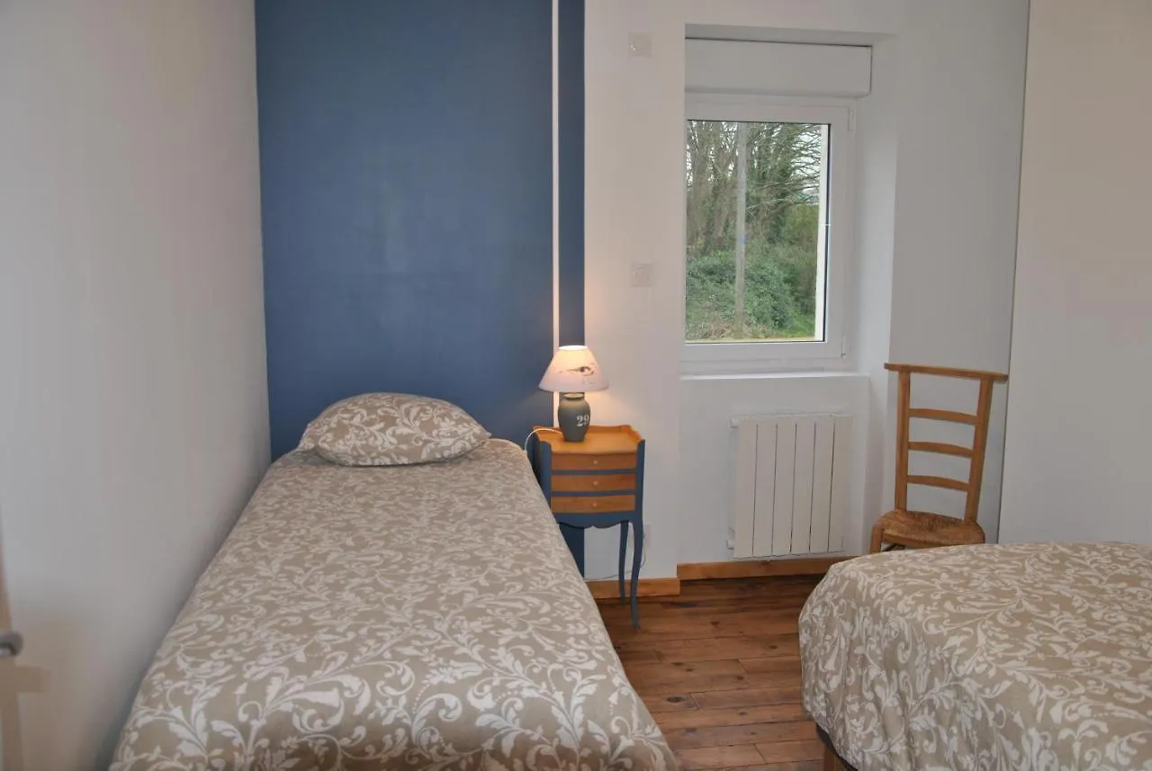 Cap Sur Le Viaduc Villa Sibiril 0*,  France