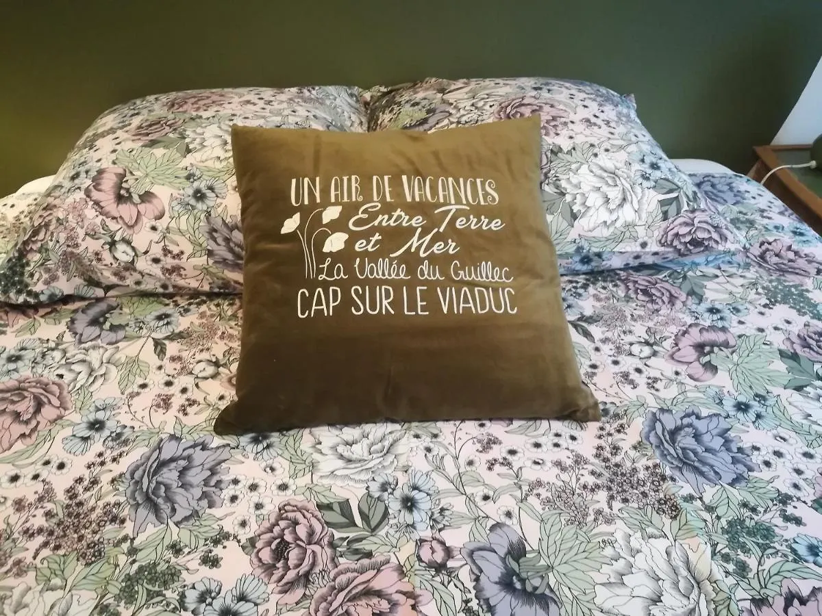 Holiday home Cap Sur Le Viaduc Villa Sibiril